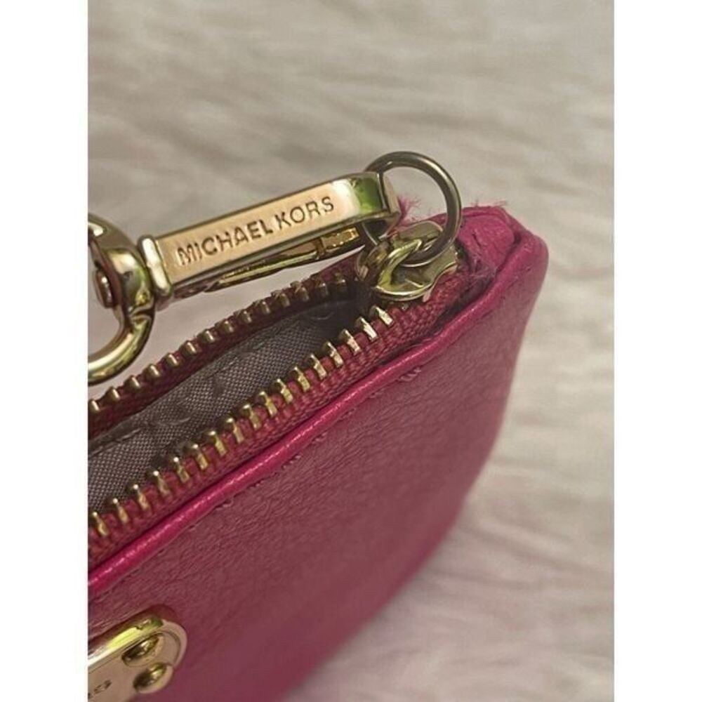 Michael Kors wristlet - Picture 6 of 10